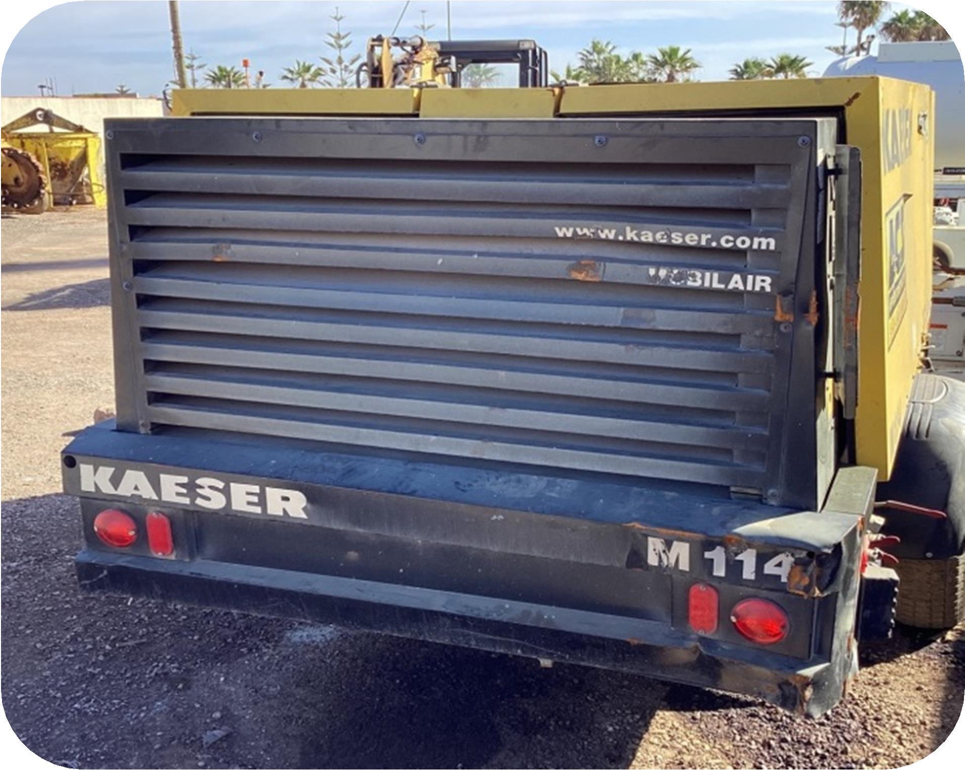 Africa Travaux Routiers-matériels a vendre-COMPRESSEUR KAESER 1137-3