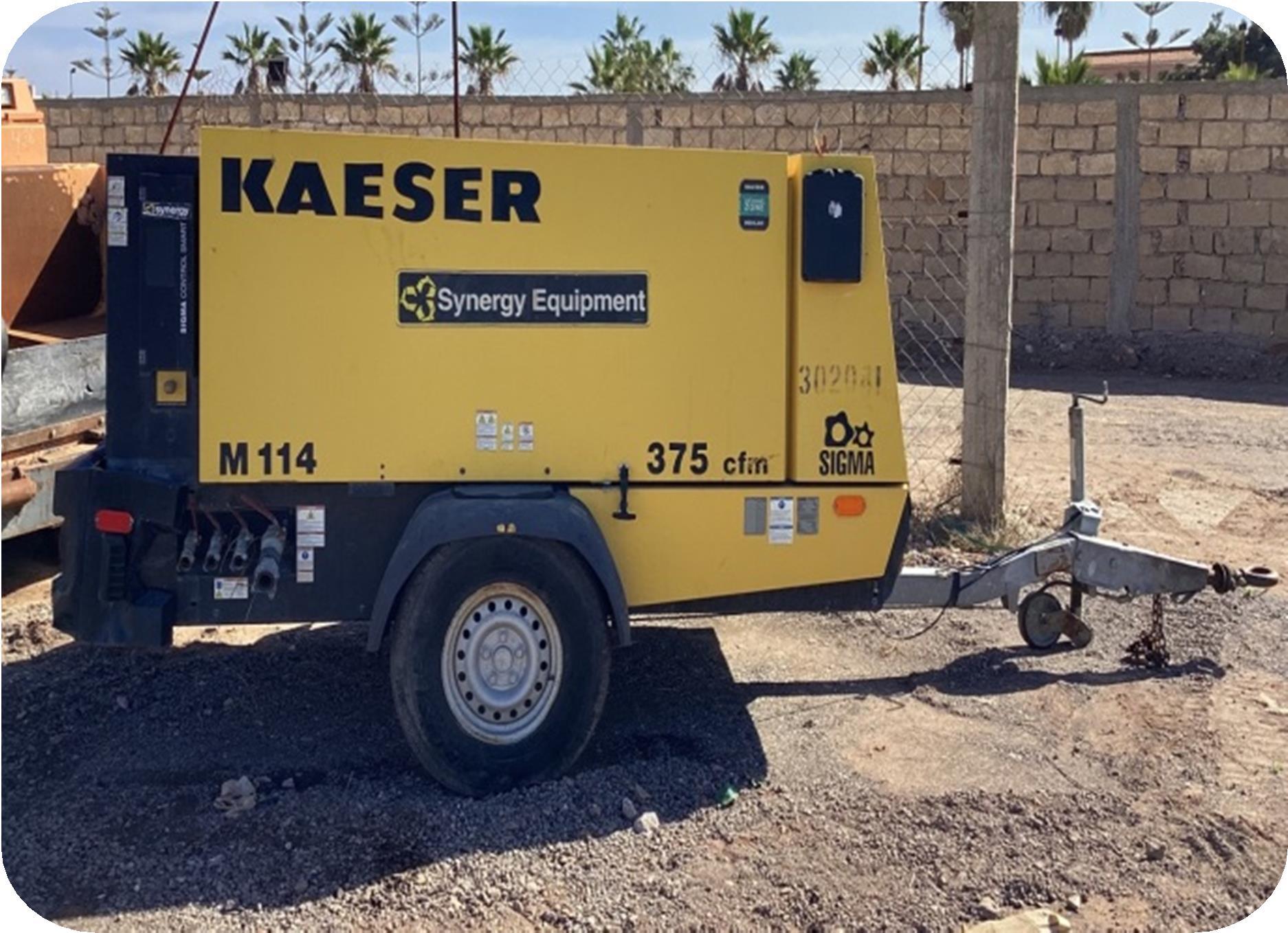 Africa Travaux Routiers-matériels a vendre-COMPRESSEUR KAESER 1137-4
