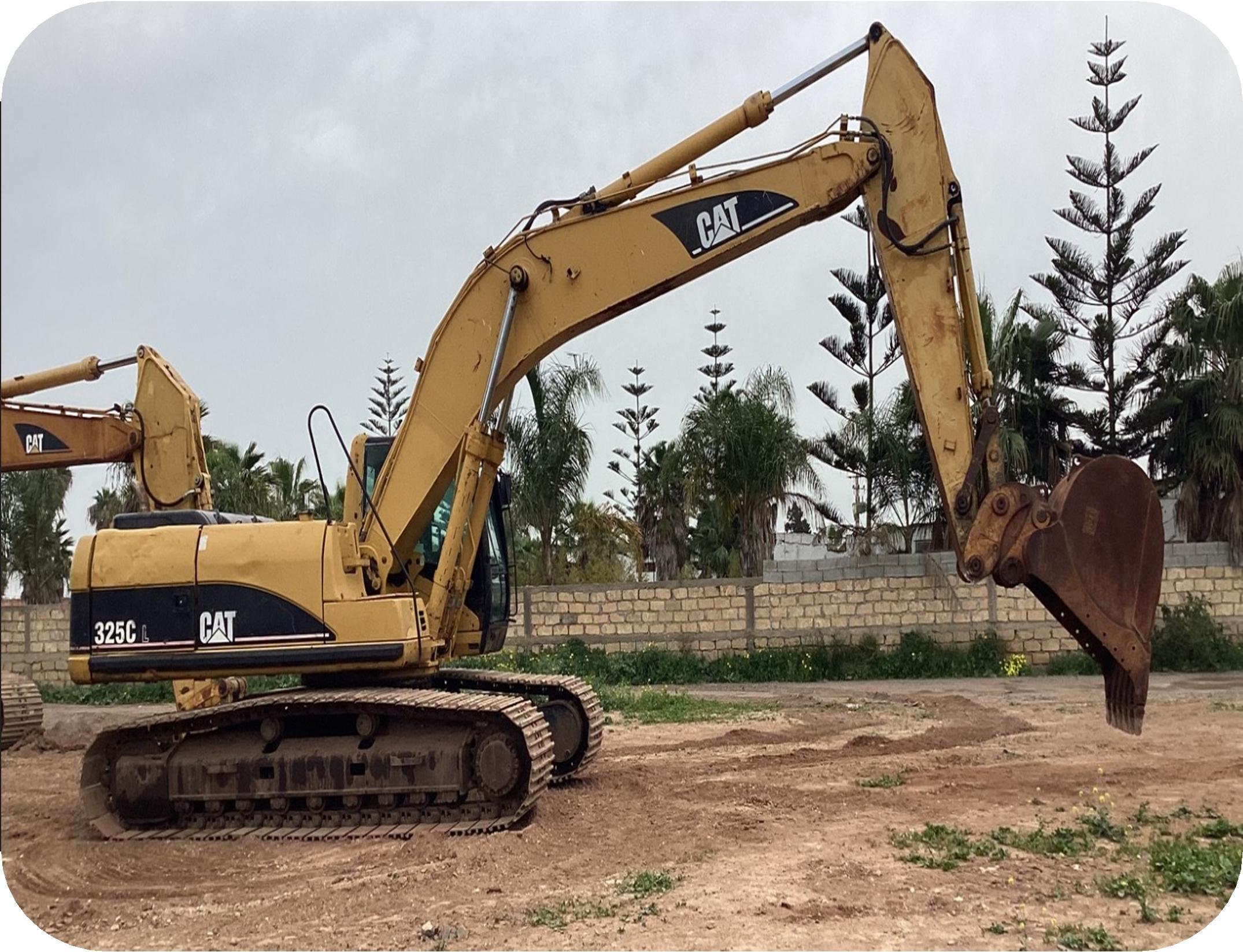 Africa Travaux Routiers-matériels a vendre-EXCAVATOR 325CL-2