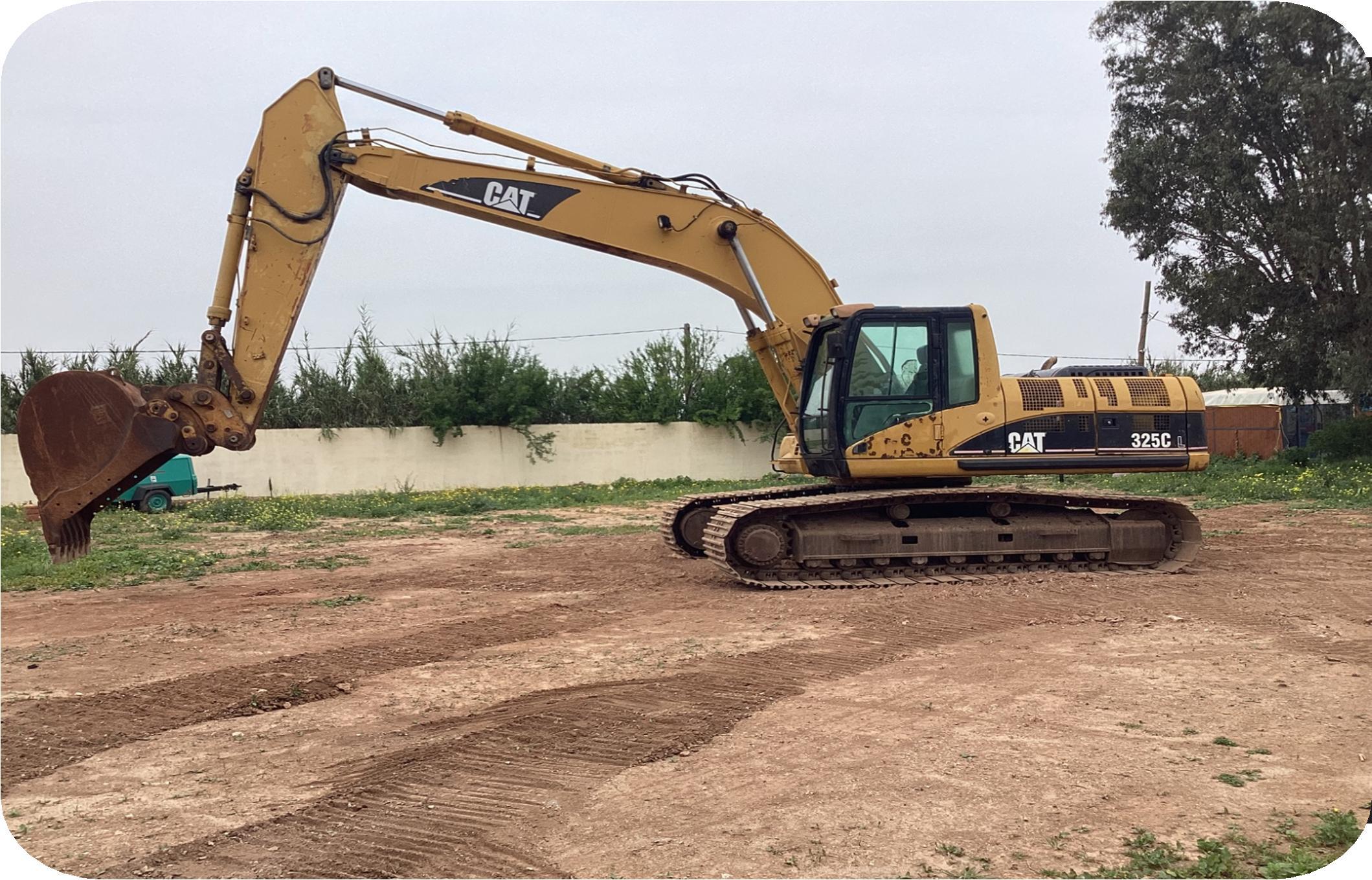 Africa Travaux Routiers-matériels a vendre-EXCAVATOR 325CL