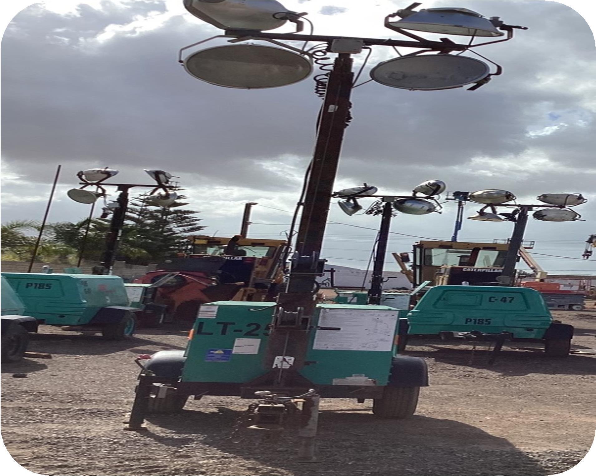 Africa Travaux Routiers-matériels a vendre-TOUR DE LUMIERE SN 051205-3